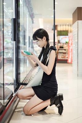 成色18K1.8811.7V18K1.8811.7V